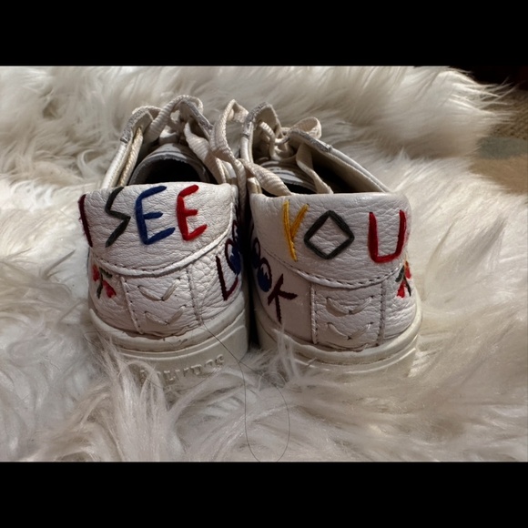 Soludos Ibiza Classic Embroidered Sneaker Ultra Soft Leather Third Eye Women's 6 - Picture 2 of 9